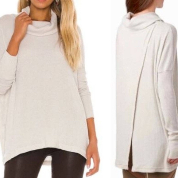 Free People Tops - NWT Free People Free People Juicy Ribbed Knit Cowl Neck Tunic Size M
